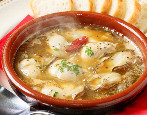 牡蠣のアヒージョの写真